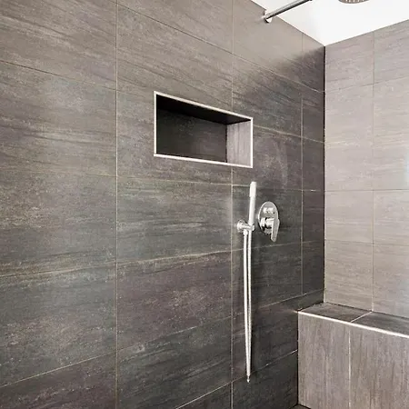 Loft Vista Panoramica - 10 Min From - Chiasso كومو