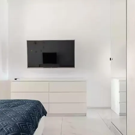 Loft Vista Panoramica - 10 Min From - Chiasso شقة *